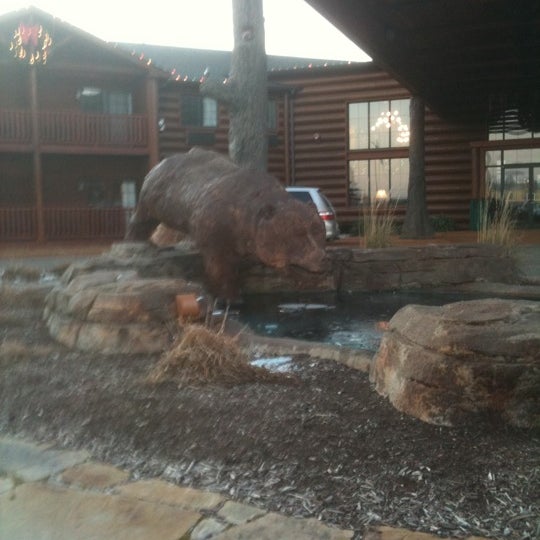 Photo taken at Grizzly Jack’s Grand Bear Resort by Betty B. on 12/10/2011