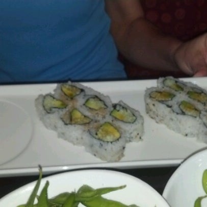 Снимок сделан в Sushi-O пользователем Sandy O. 7/19/2012