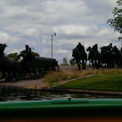 รูปภาพถ่ายที่ Water Taxi of Oklahoma โดย Johanna K. เมื่อ 8/26/2012