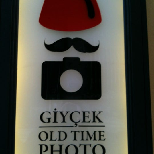 Foto tomada en GİYÇEK Old Time Photo Studio  por Ahmet S. el 4/29/2012