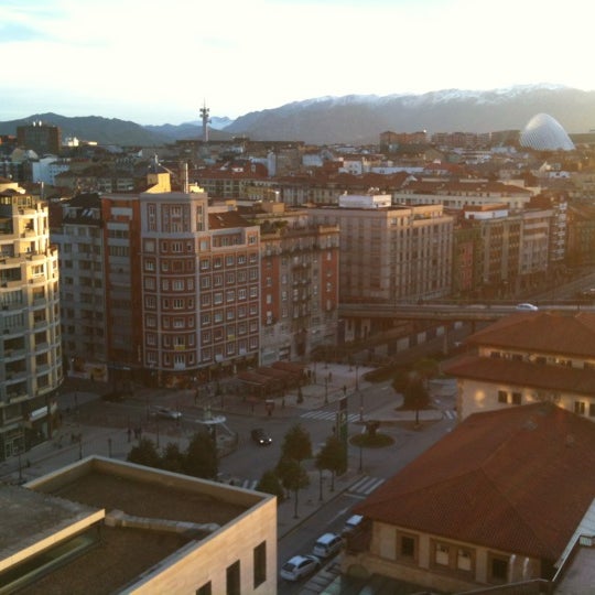 Снимок сделан в AC Hotel Oviedo Forum пользователем Ruben B. 12/3/2011