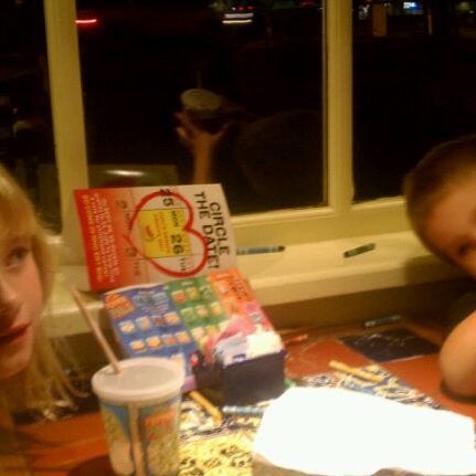 Photo taken at Chili&#39;s Grill &amp; Bar by Scott W. on 9/21/2011