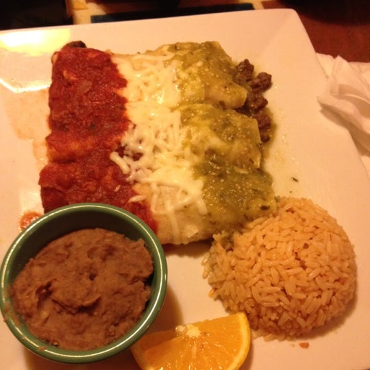 Снимок сделан в Jose&#39;s Mexican Restaurant пользователем Anthony D. 7/4/2012