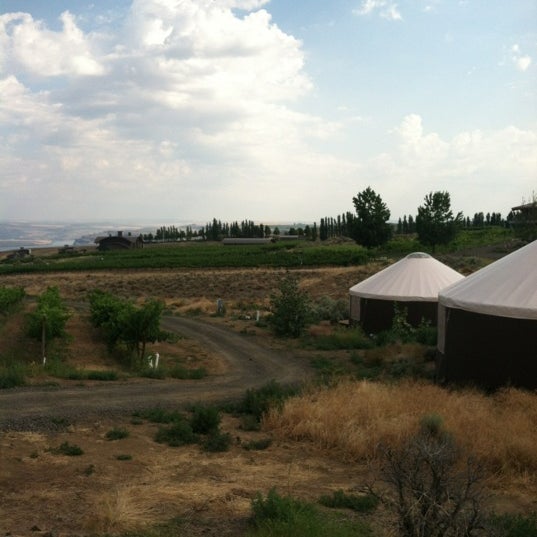 Photo taken at Cave B Estate Winery &amp; Resort by Dest S. on 7/13/2012