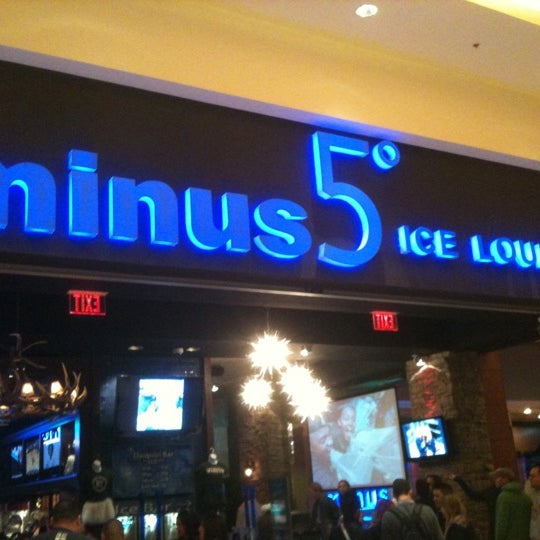 Photo taken at Minus5° Ice Lounge by Jonathan H. on 2/20/2011