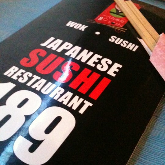 รูปภาพถ่ายที่ Sushi 189 โดย Alessandro C. เมื่อ 7/14/2012