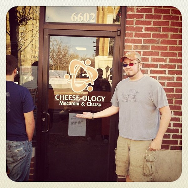 Photo taken at Cheese-ology Macaroni &amp; Cheese by Brian O. on 11/25/2011