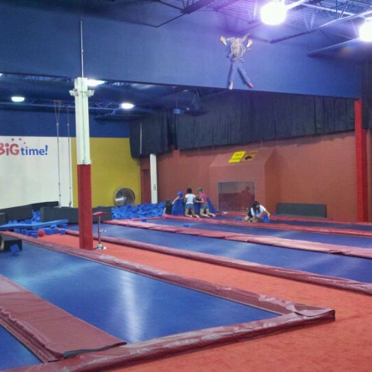 Photo taken at Big Time Trampoline Fun Center by Clint B. on 9/11/2011