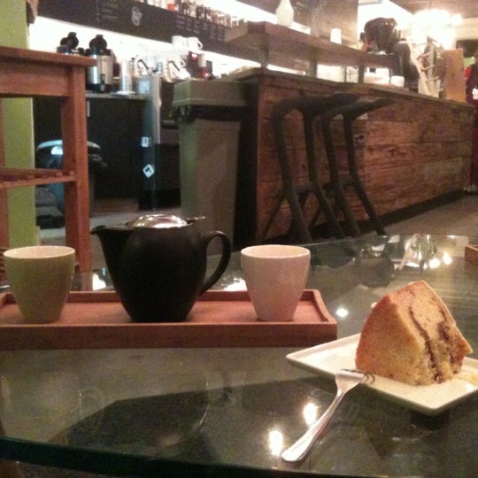 Foto scattata a OCF Coffee House da Paul B. il 2/1/2012