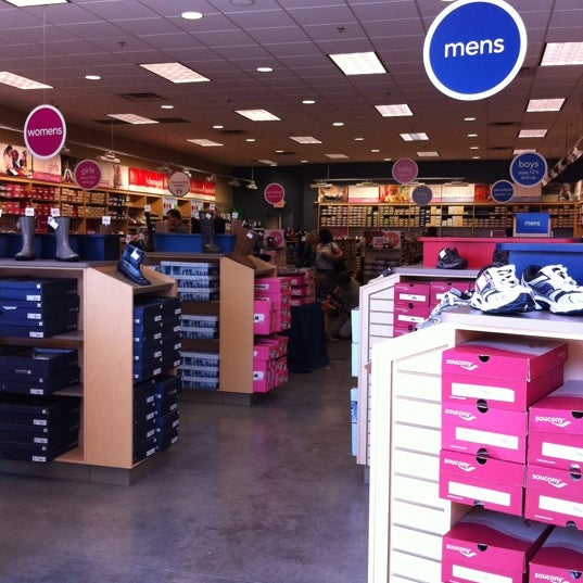 stride rite outlet near me