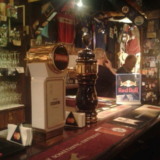 7/26/2012에 Glody C.님이 The Old Pub에서 찍은 사진