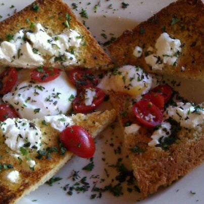 GOLD CAFFE BISTRO IERNUT visual data 7