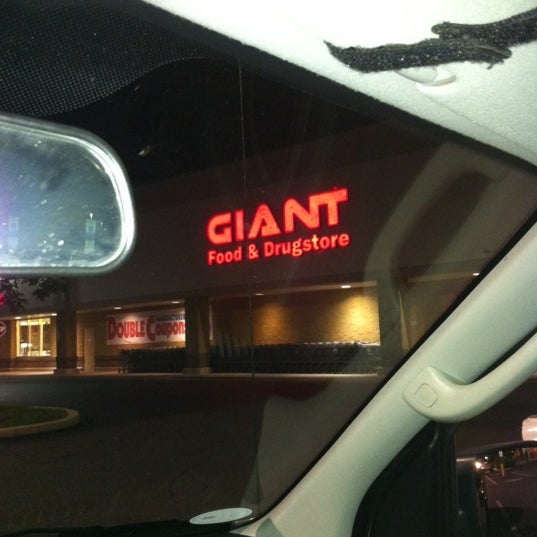 Giant Food Store - Grocery Store in Stowe