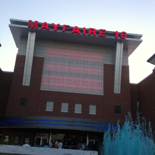 Fotos en Regal Mayfaire & IMAX Mayfaire Town Center 900 Town Center