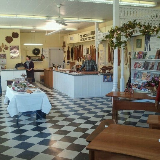 Warren A. May Dulcimers Berea, KY