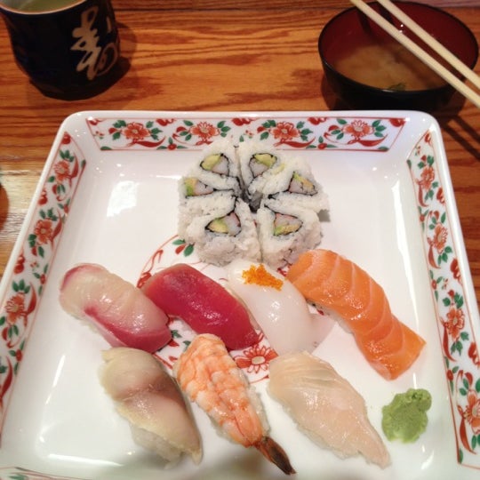 Photo taken at Hatcho Japanese Cuisine by Amy W. on 1/31/2012