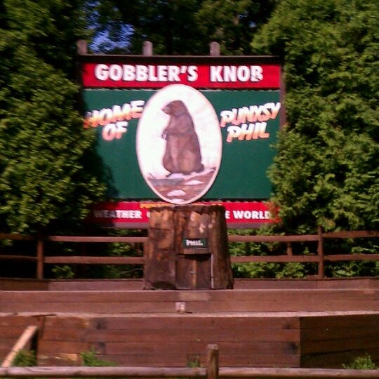 รูปภาพถ่ายที่ Gobblers Knob โดย Kam เมื่อ 6/9/2012