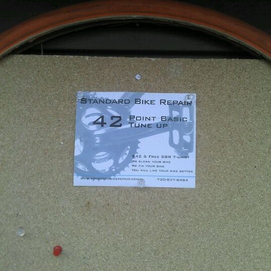2/28/2012にColorado CardがStandard Bike Repairで撮った写真