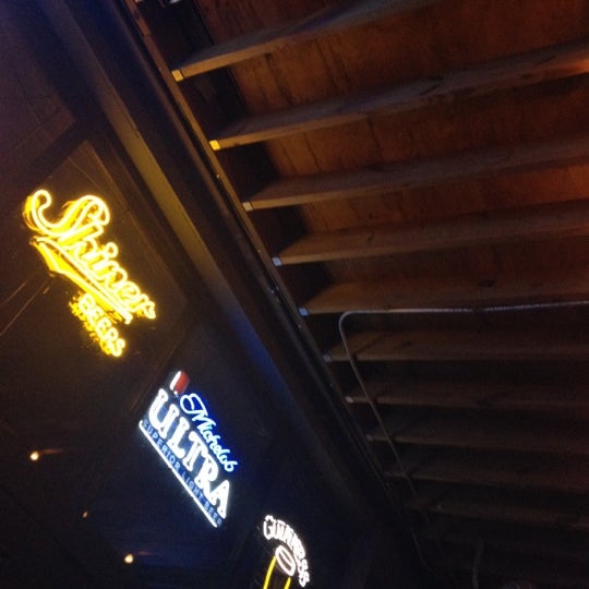 8/20/2012에 Chris D.님이 Knox Street Pub and Grill에서 찍은 사진