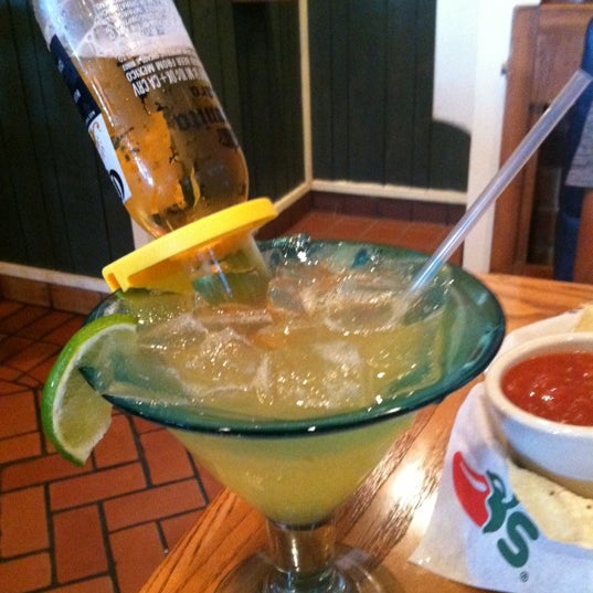 Photo taken at Chili&#39;s Grill &amp; Bar by Eloy D. on 5/20/2012