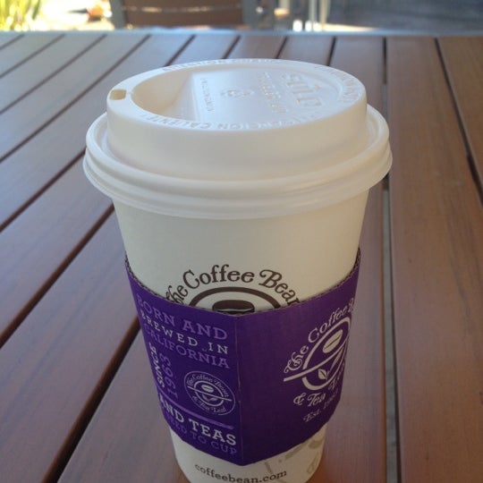 Photo taken at The Coffee Bean &amp; Tea Leaf by Tom on 6/27/2012