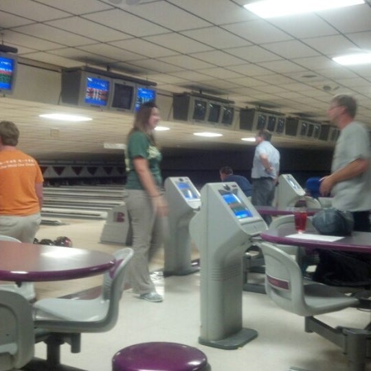 Voelkers Bowling Alley in Buffalo