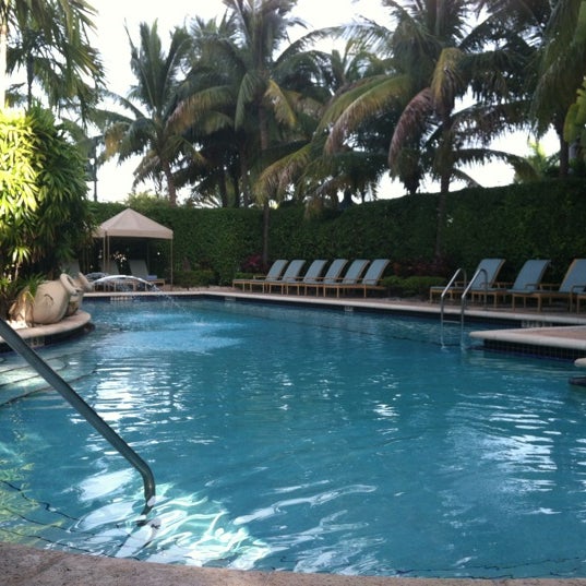 Foto scattata a Renaissance Fort Lauderdale Cruise Port Hotel da Em T. il 8/24/2012