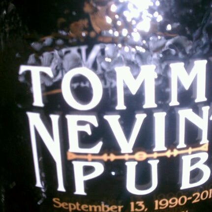 Foto diambil di Tommy Nevin&#39;s Pub Naperville oleh James K. pada 9/14/2011