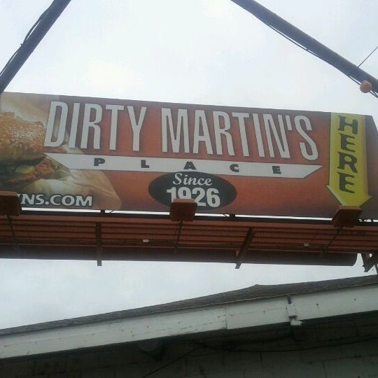 Photo taken at Dirty Martin&#39;s Place by Cindy M. on 11/18/2011