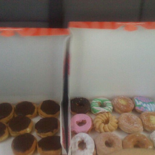 Photo taken at Dunkin&#39; by Jorge F. on 4/3/2012