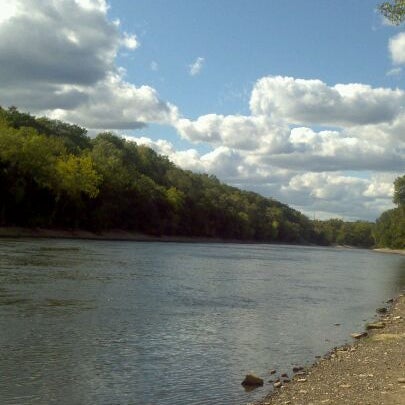 Foto tirada no(a) The Mighty Mississippi por Anna M. em 9/14/2011