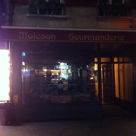 Photo taken at Gourmanderie Moléson by Jorge M. on 9/24/2011