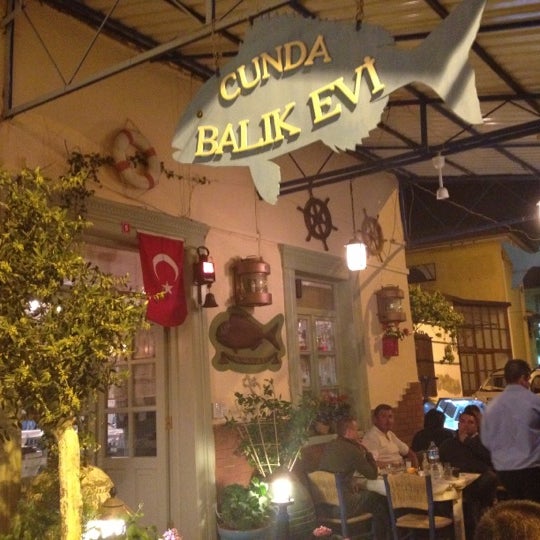cunda balik evi deniz urunleri restorani