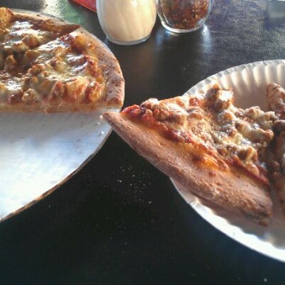 1/24/2012にHotshotがDave&#39;s Pizzaで撮った写真