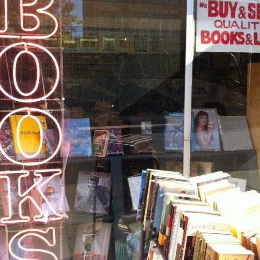Photo taken at Mercer Street Books by Anna S. on 10/7/2011