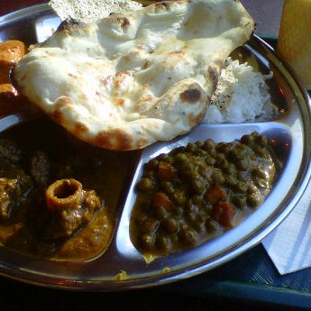 5/5/2012 tarihinde Priscillia S.ziyaretçi tarafından Thali Cuisine Indienne'de çekilen fotoğraf
