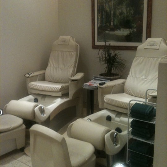 Photo taken at Ethereal Day Spa &amp; Salon, LLC by Marwa B. on 8/12/2011