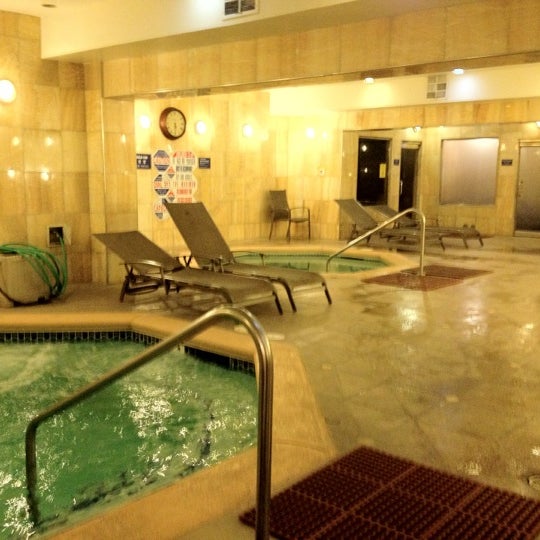 Photo taken at Imperial Spa by Erick T. on 6/21/2012