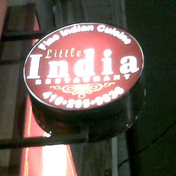 Photo taken at Little India Restaurant by Jeffrey L. on 12/15/2011