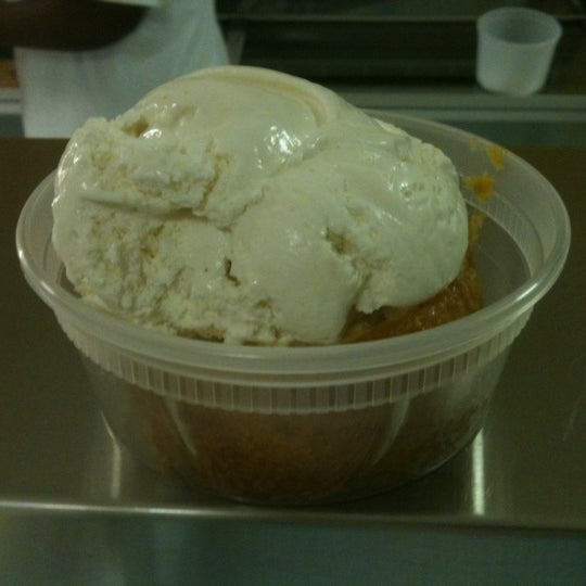 Try the rum cake and get ice cream on top!