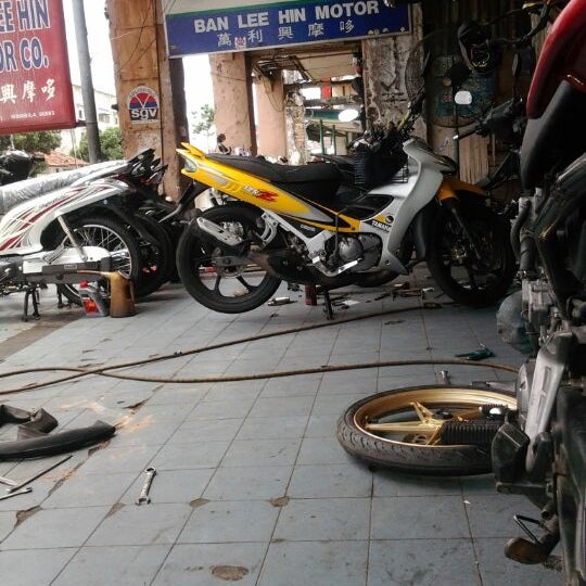 Photos At Ban Lee Hin Motor Co Bike Shop