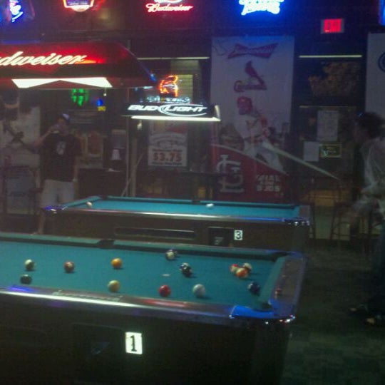 Hotshots Sports Bar and Grill Manchester 19 tips from 1127 visitors