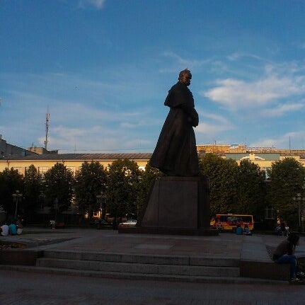 Памятник шевченко в санкт петербурге