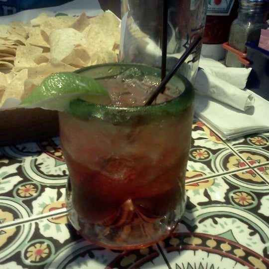 Photo taken at Chili&#39;s Grill &amp; Bar by Cassandra C. on 6/10/2012