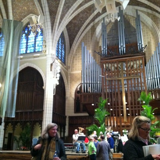 Foto scattata a Central Lutheran Church da Curtis K. il 4/10/2012