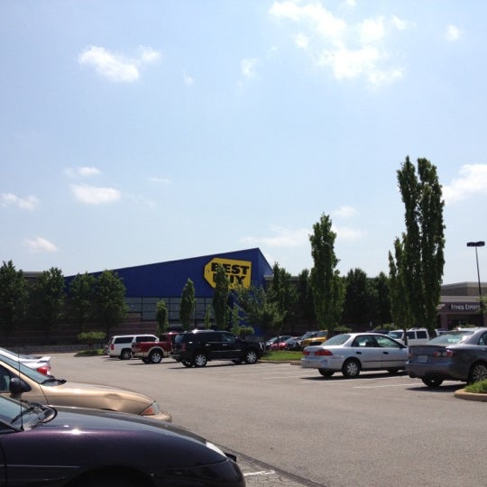 Best Buy Chesterfield Commons Chesterfield, MO