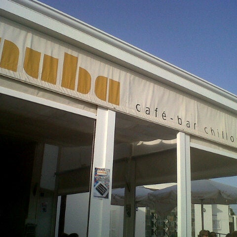 Foto tirada no(a) NUBA ChillOut Cafe-Bar por Nacho R. em 8/10/2012