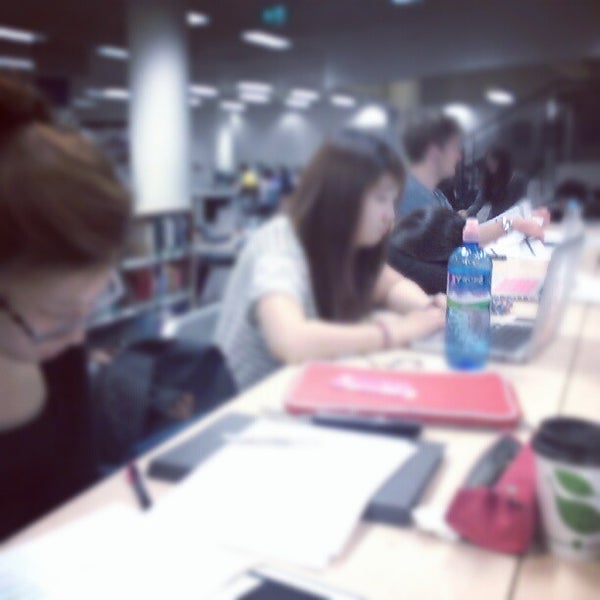 Photo taken at UTS Library by Linda Ghi on 9/10/2012