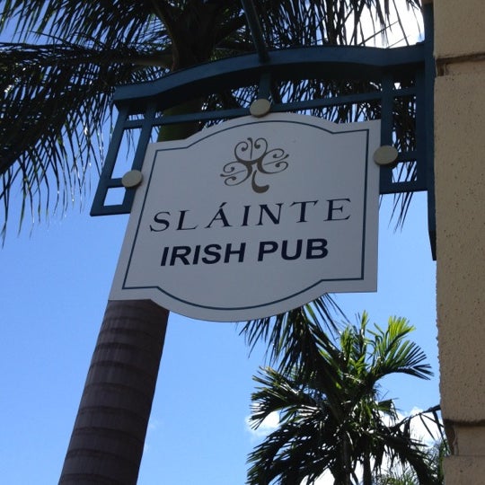 Photo taken at Slainte Irish Pub + Kitchen by Matthew F. on 3/17/2012