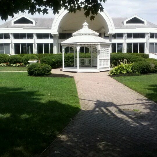Photo taken at The Mansion on Main Street by Elissa L. on 7/10/2012
